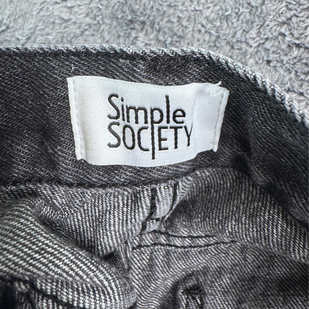Simple Society Black Denim Mushroom Embroidered Frayed Cutoff Shorts Size 7/28 - Picture 3 of 6